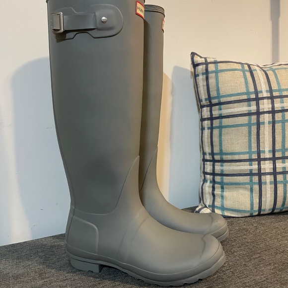 Hunter Tall Wellies Rain Boots - Picture 3 of 11